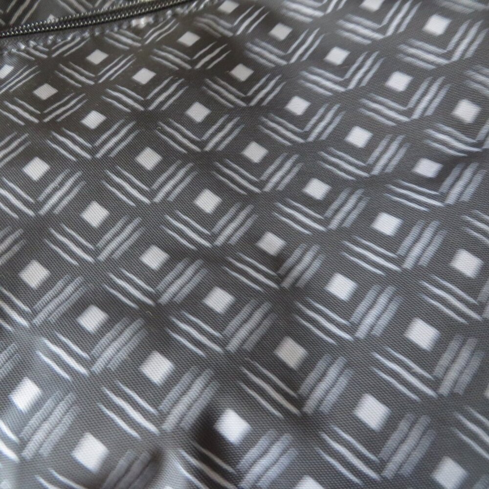 Baggallini Black and Gray Crossbody Bag - Picture 10 of 10